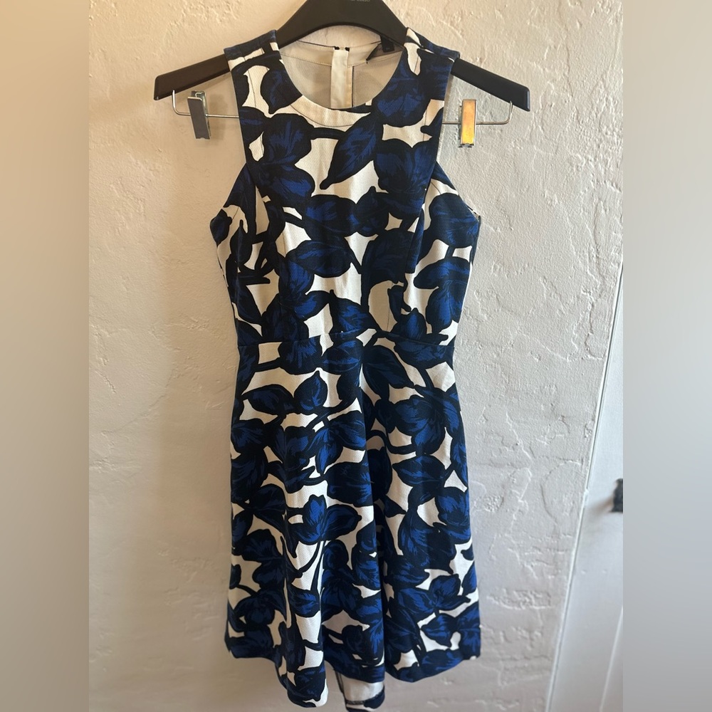 Banana republic dress size 0 in excellent condition